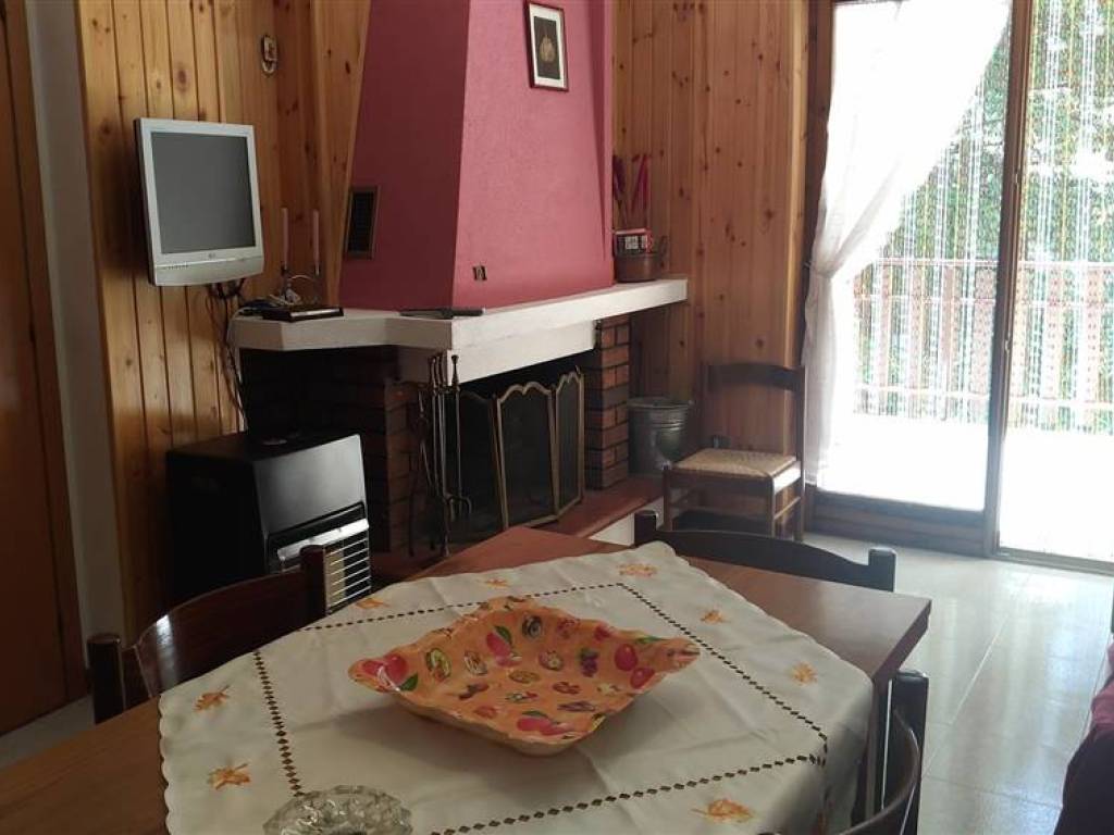 Appartamento a Spezzano della sila in via forgitelle - Foto 2