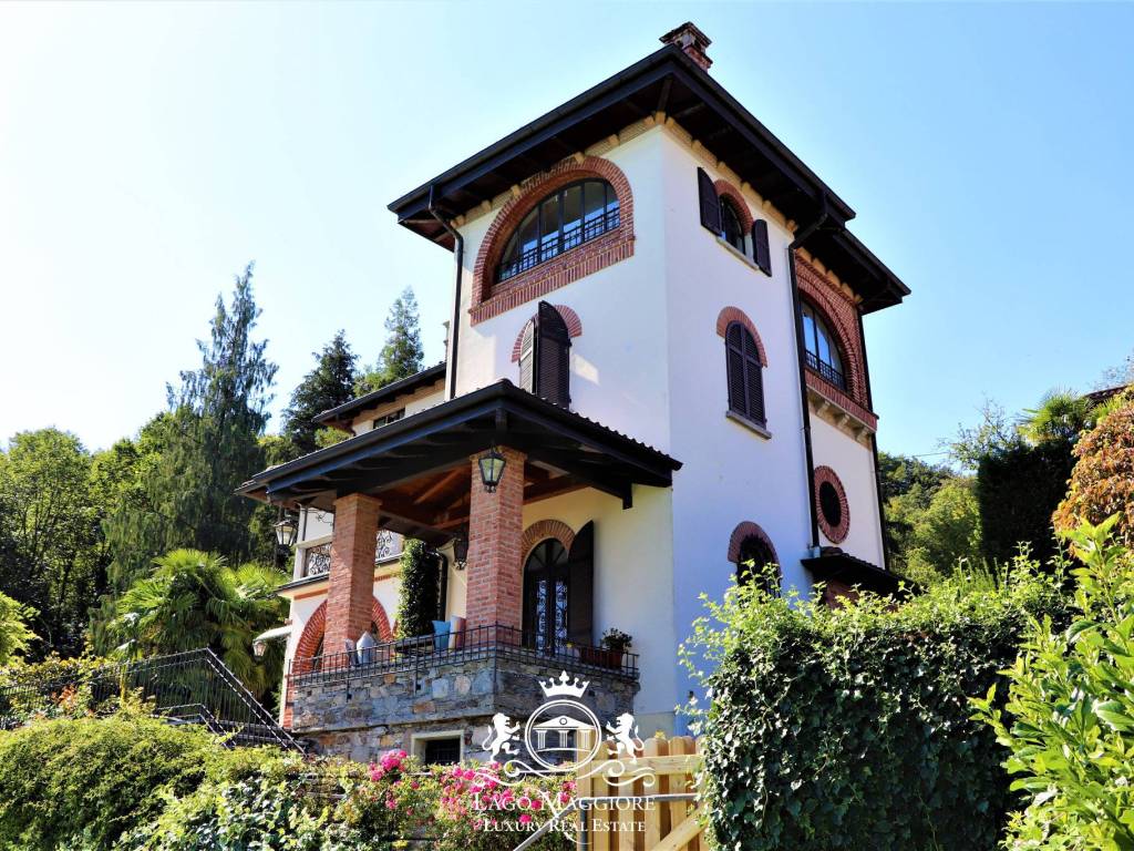 Villa a Stresa in Via per Binda, 40 - Foto 2