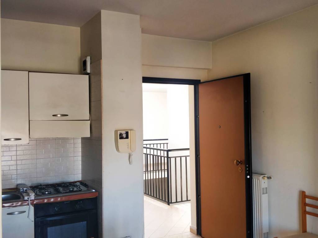 Attico / mansarda a Pomezia in Via Fratelli Bandiera - Foto 4