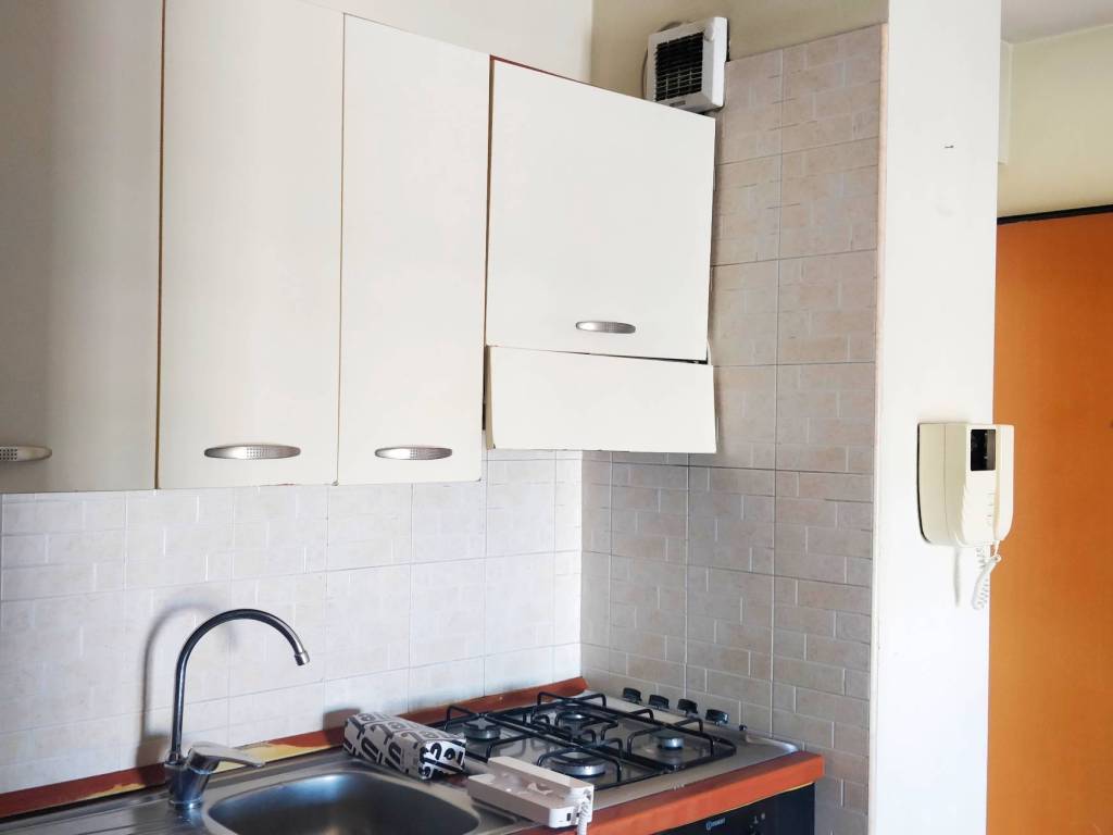 Attico / mansarda a Pomezia in Via Fratelli Bandiera - Foto 5