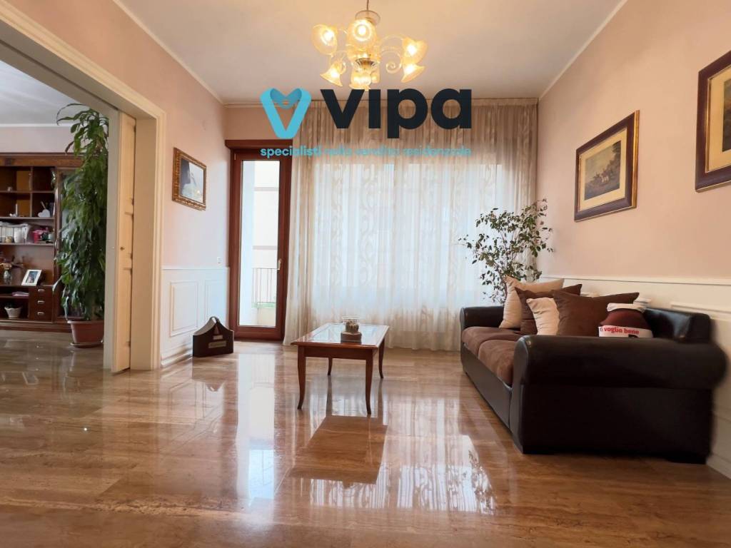 Appartamento a Caserta in Viale Abramo Lincoln, 60 - Foto 3
