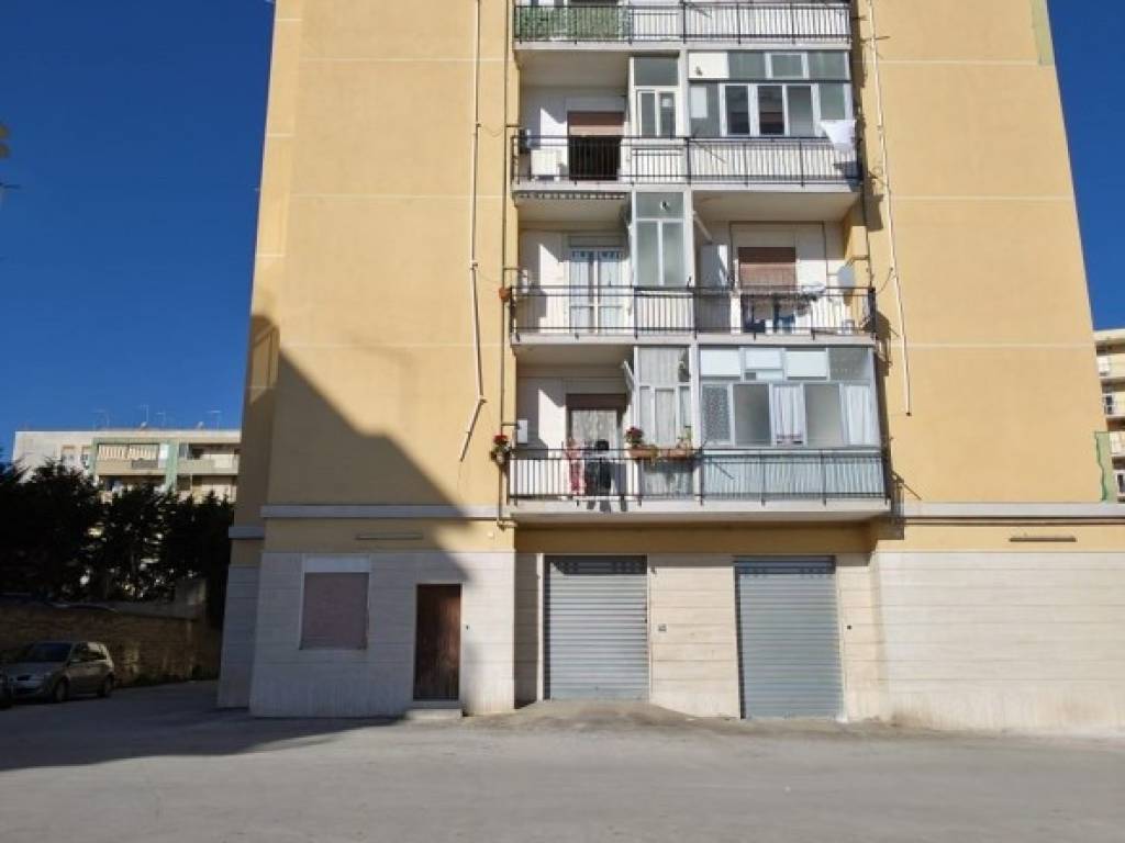 Appartamento a Siracusa in Via Salvatore Monteforte, 42 - Foto 2