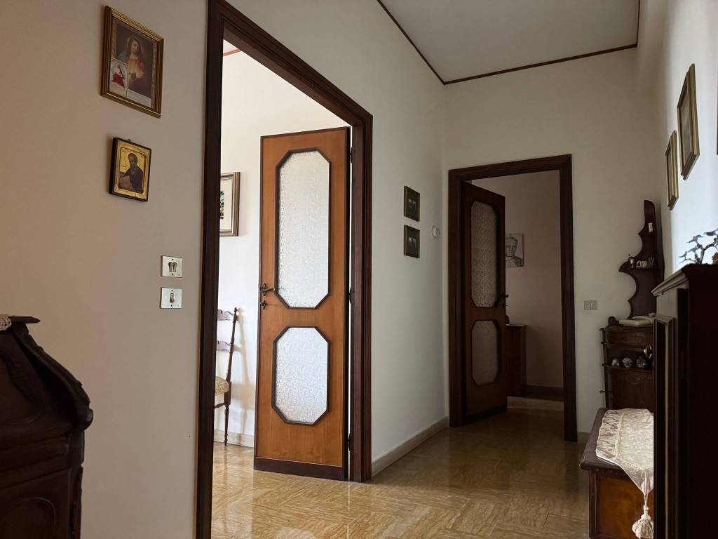 Appartamento a Roma in Via Montescaglioso - Foto 2