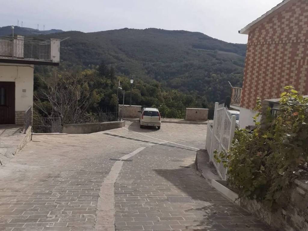 Appartamento a Castelfranco in miscano in Vico Petruccelli, 8 - Foto 4