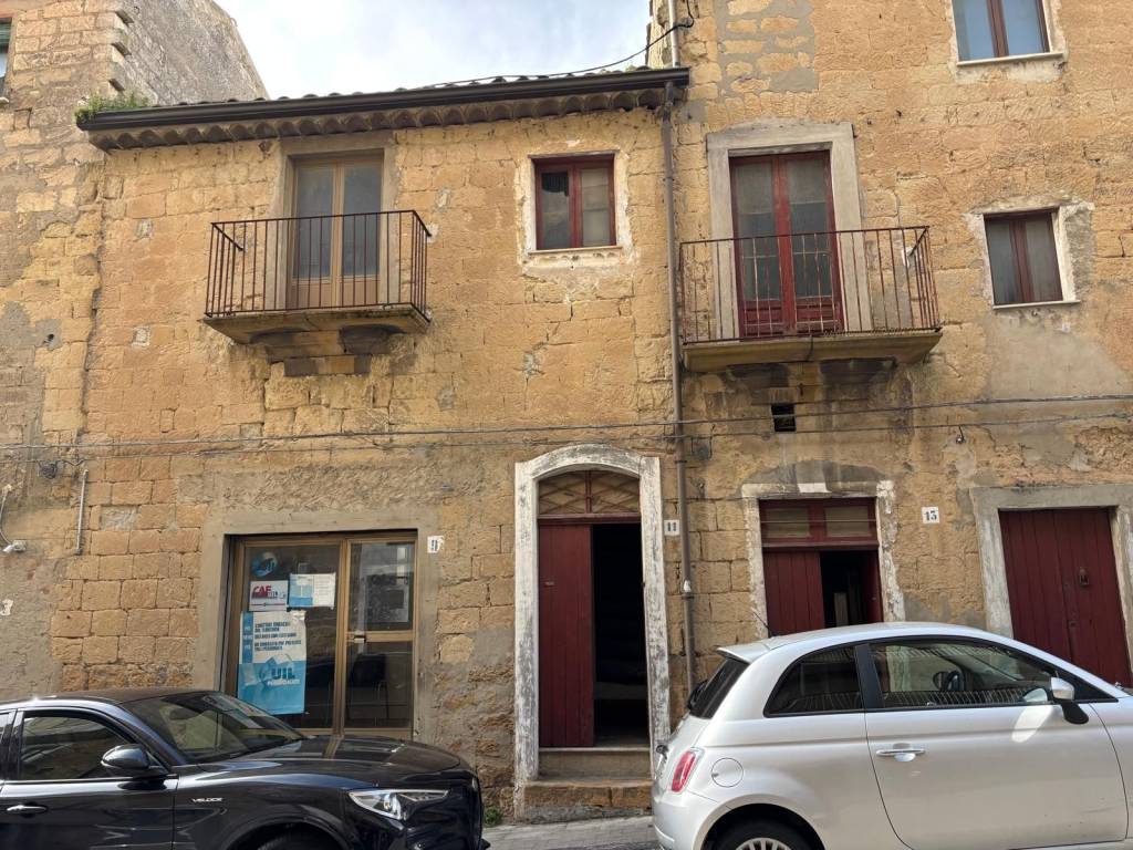 Casa indipendente a Calascibetta in Via Roma, 9 - Foto 2