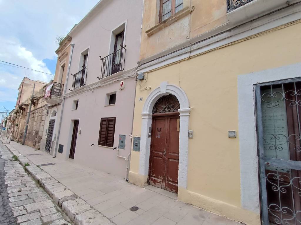Appartamento a Brindisi in Via Lata - Foto 4