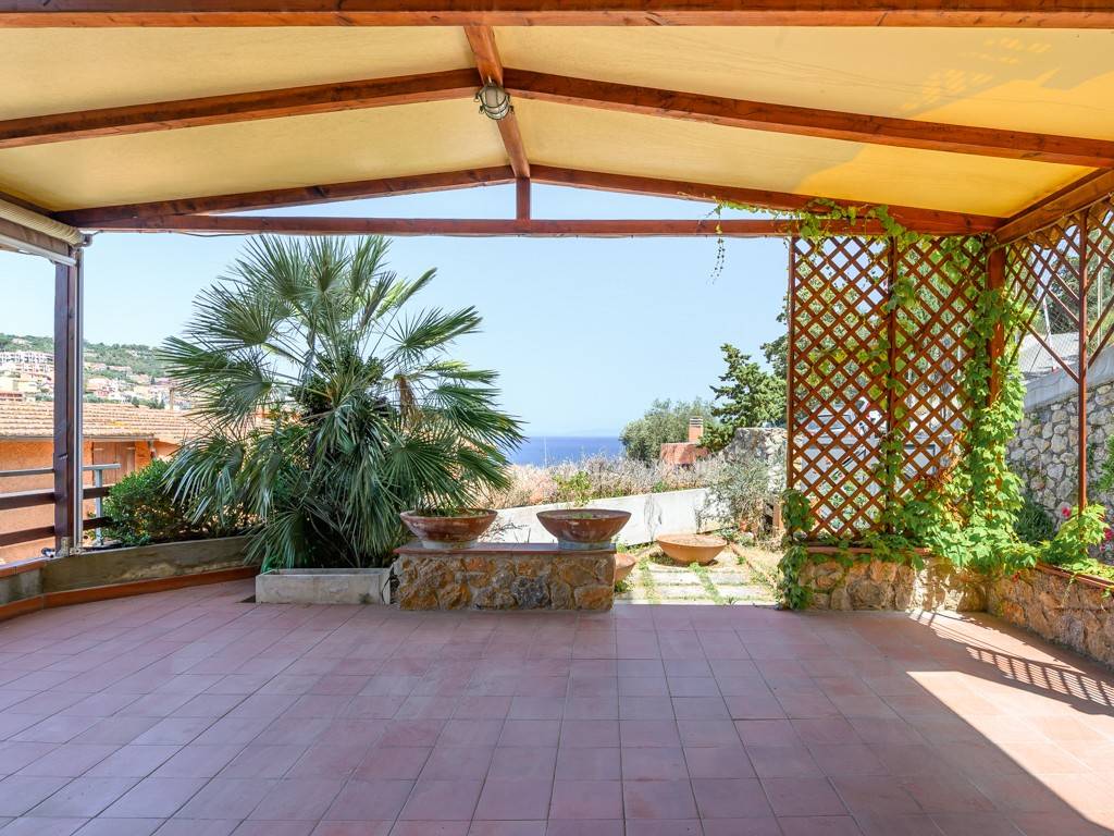Appartamento a Monte argentario in Via delle Fornaci - Foto 2