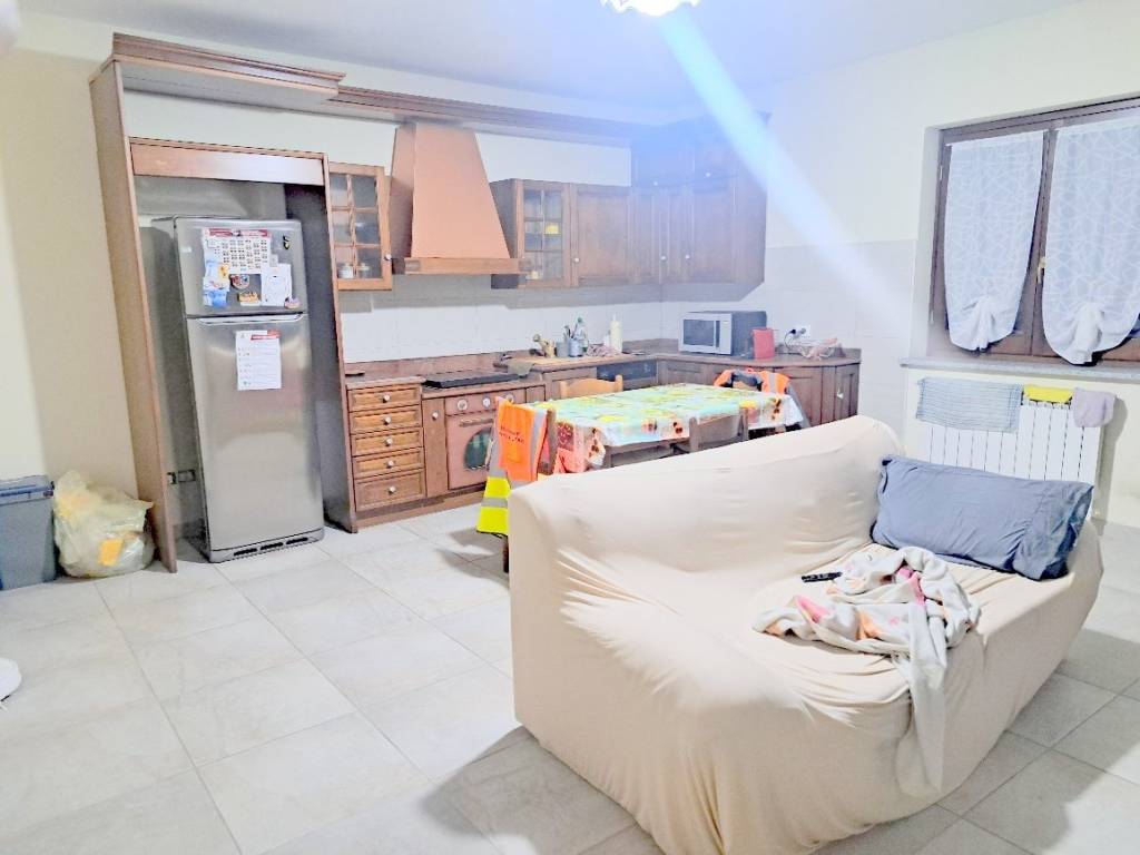 Appartamento a Granozzo con monticello in VICINANZE A 5 KM CIRCA - Foto 3