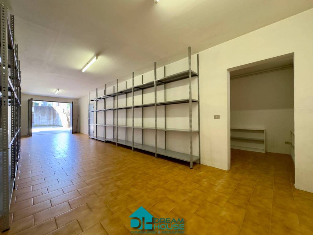 Box / garage a San daniele del friuli in Via Dalmazia, 56 - Foto 2