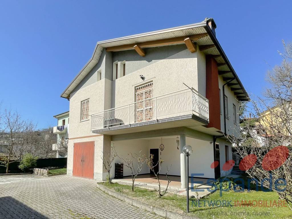 Casa indipendente a Gaggio montano in Via della fiera, 9 - Foto 2