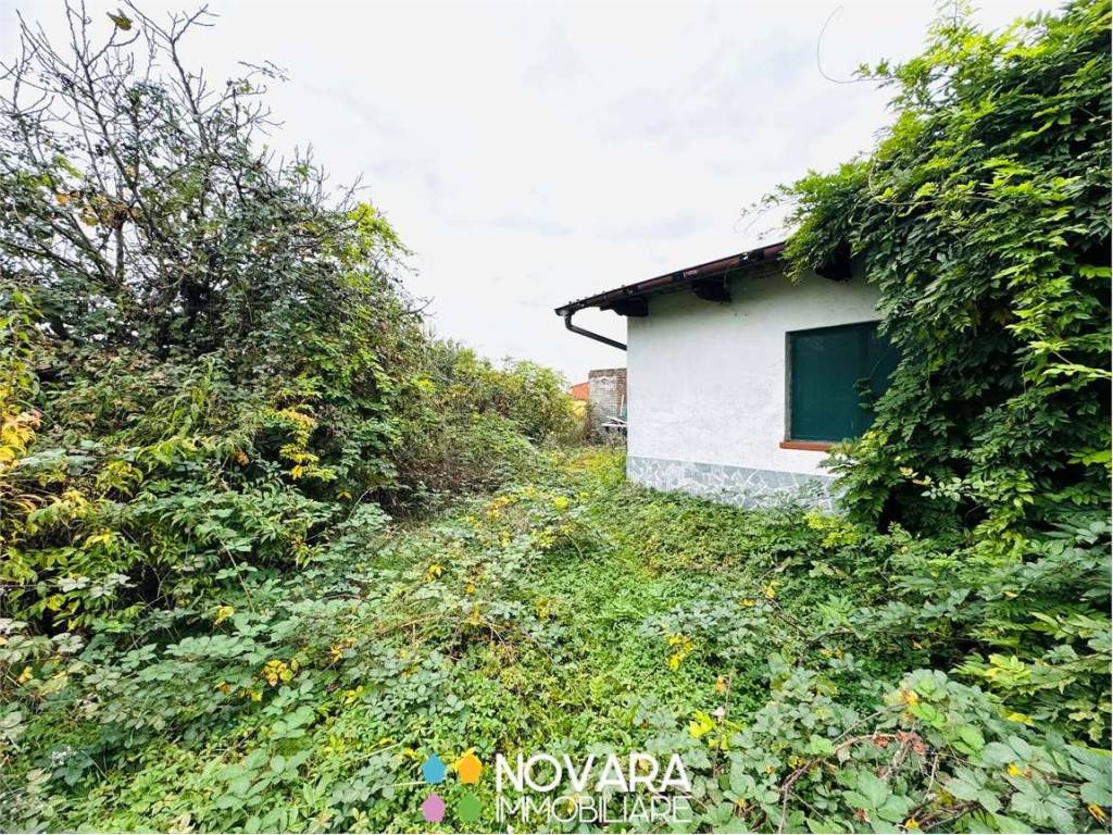 Casa indipendente a Ronsecco in Via Giulio Pasta, 59 - Foto 5