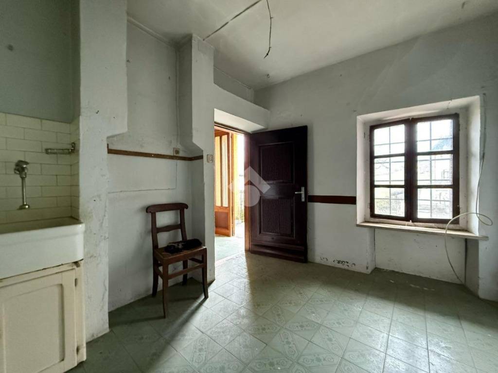 Casa indipendente a Rueglio in Via Giuseppina Verdaglio, 8 - Foto 4