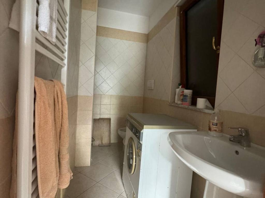 Villa a Eboli in Via Domenico Cirillo - Foto 4