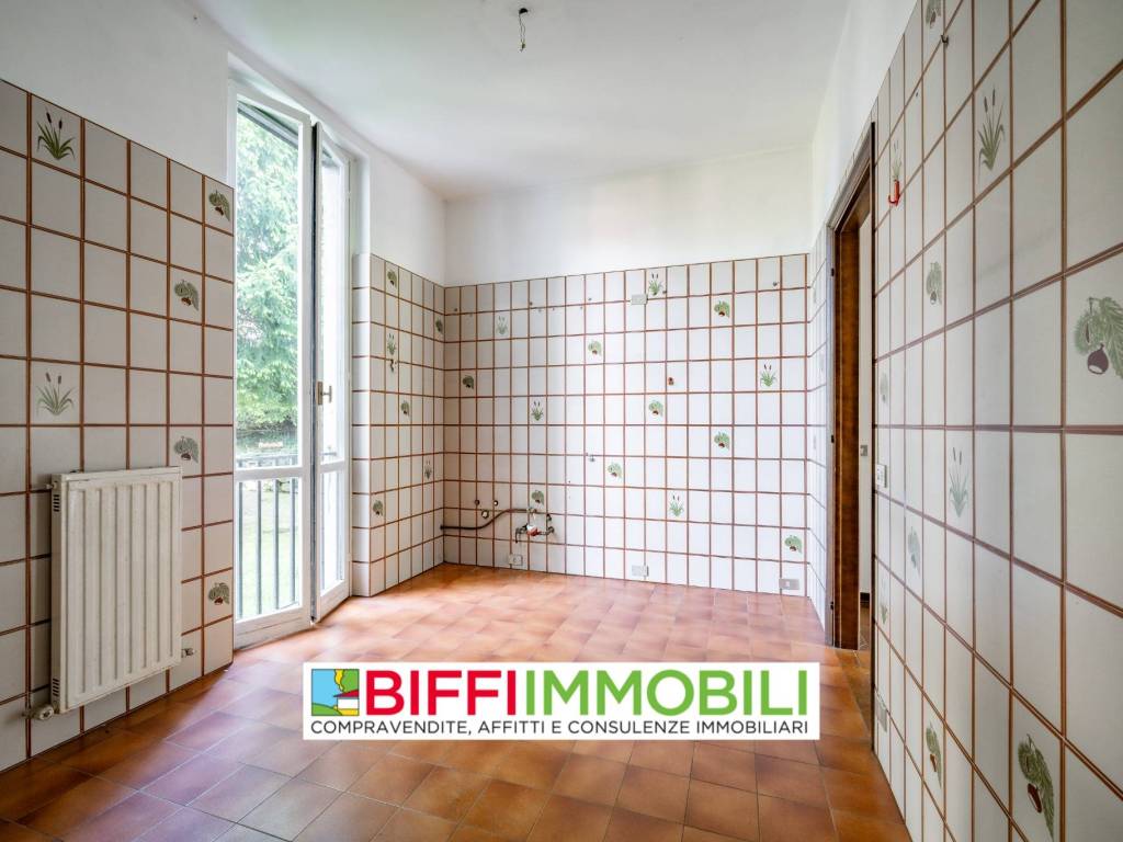 Appartamento a Lecco in Via Teodoro Muller - Foto 5