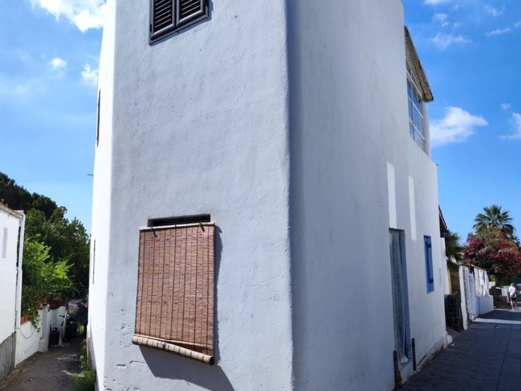 Appartamento a Lipari in Via Roma - Foto 4