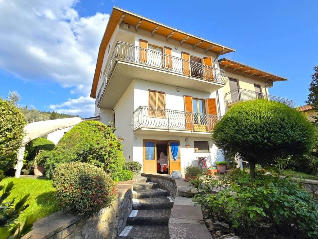 Casa indipendente a Arezzo in Località Puliciano l'Oliveta - Foto 2