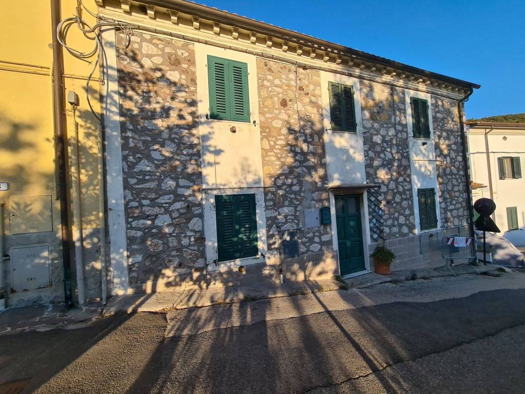 Rustico / casale a Castellina marittima in Via della Repubblica - Foto 2