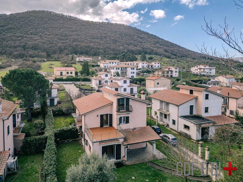Villa a Poggio moiano in Via degli Ulivi - Foto 5