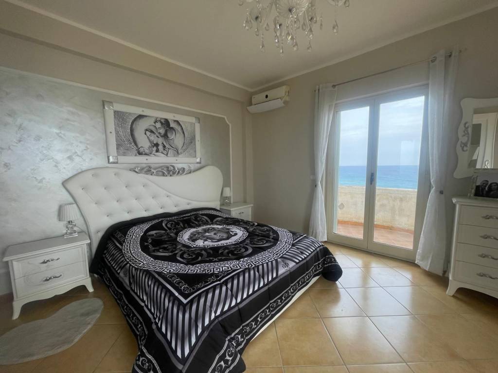 Appartamento a Brancaleone in Via Lungomare - Foto 5