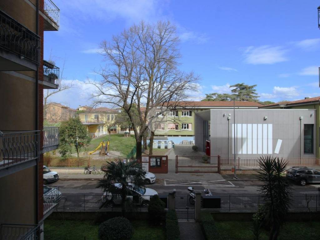 Appartamento a Verona in Via marcantonio della torre, 7 - Foto 2