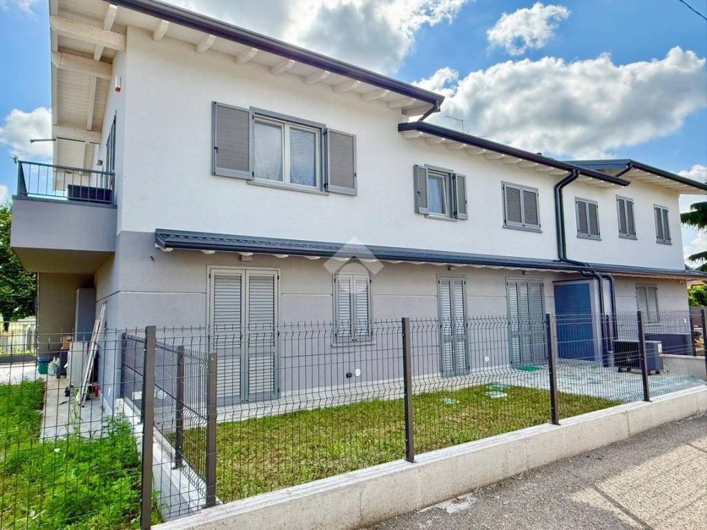 Appartamento a Casirate d'adda in Via Europa - Foto 2