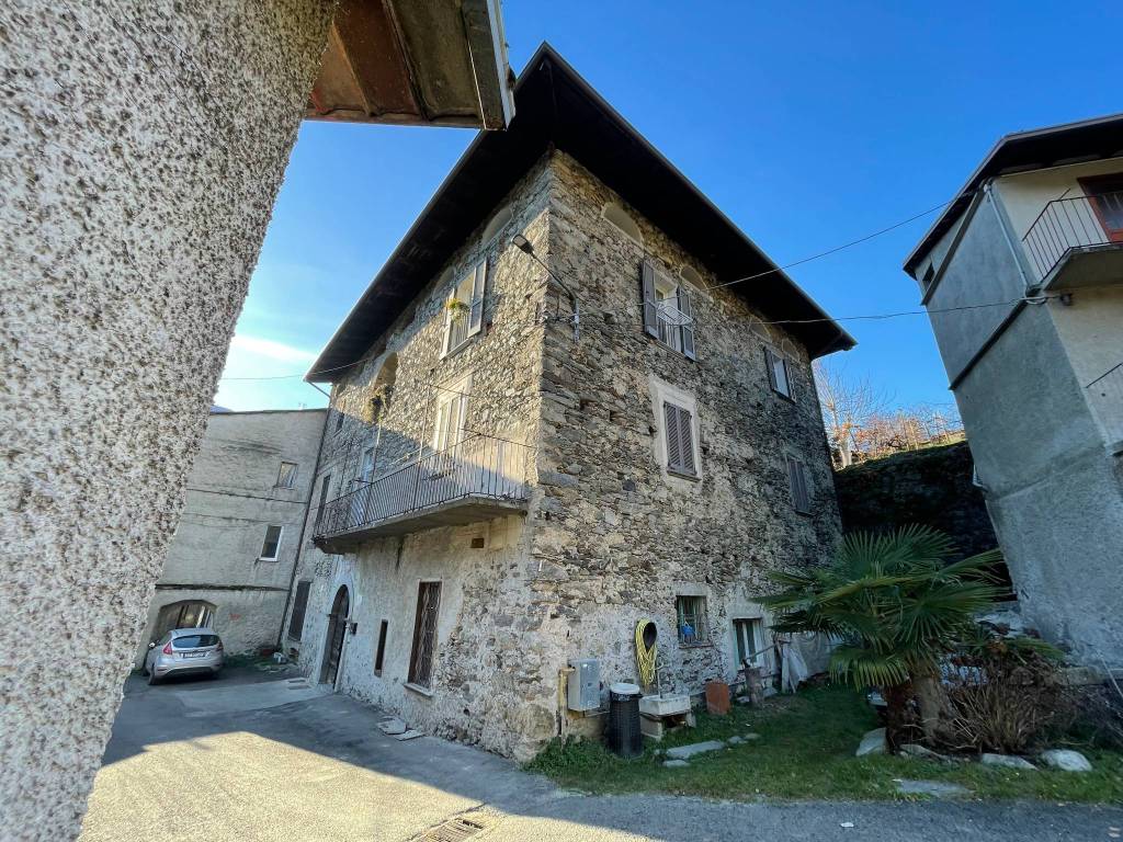 Casa indipendente a Berbenno di valtellina in Vicolo Dusone - Foto 3