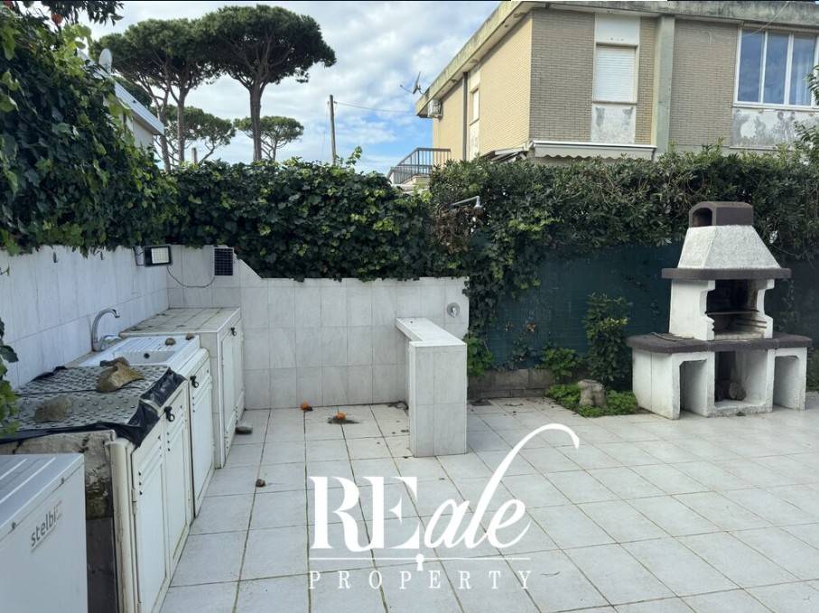 Villa a Terracina in Via Pontina - Foto 2