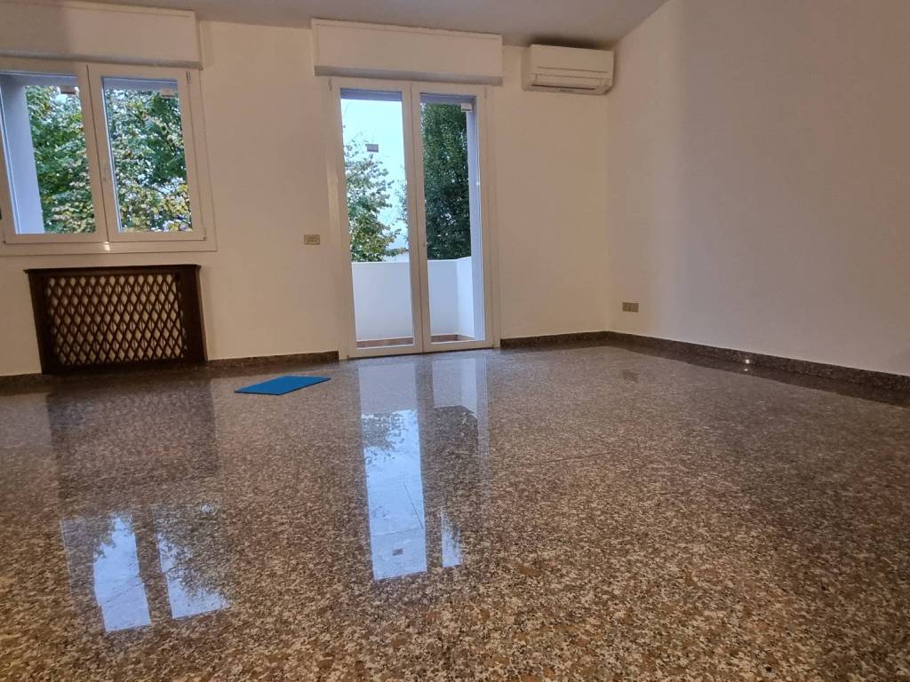 Villetta a schiera a Padova in Passeggiata Santa Teresa di Lisieux - Foto 4