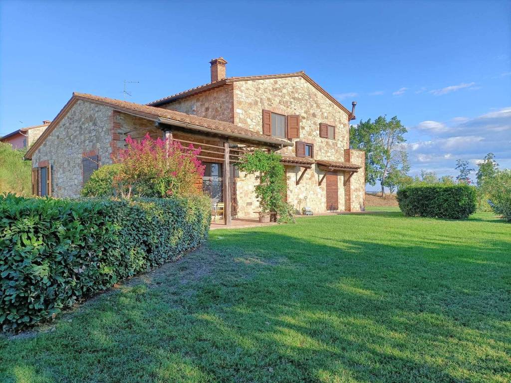 Rustico / casale a Castiglione del lago in Località Poggio del Papa - Foto 2