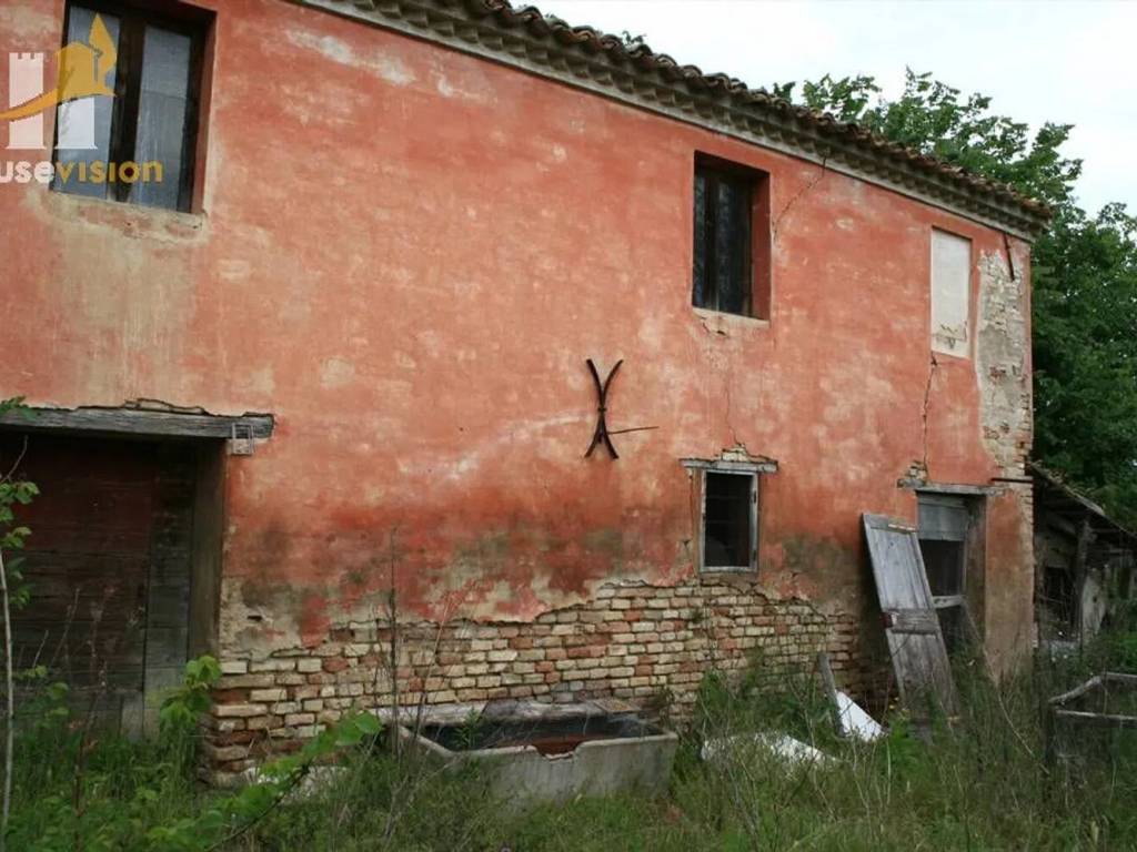 Rustico / casale a Trecastelli - Foto 2