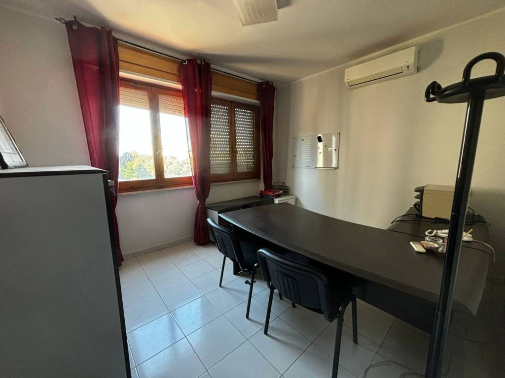 Appartamento a Carbonia in Viale Arsia , 56 - Foto 5