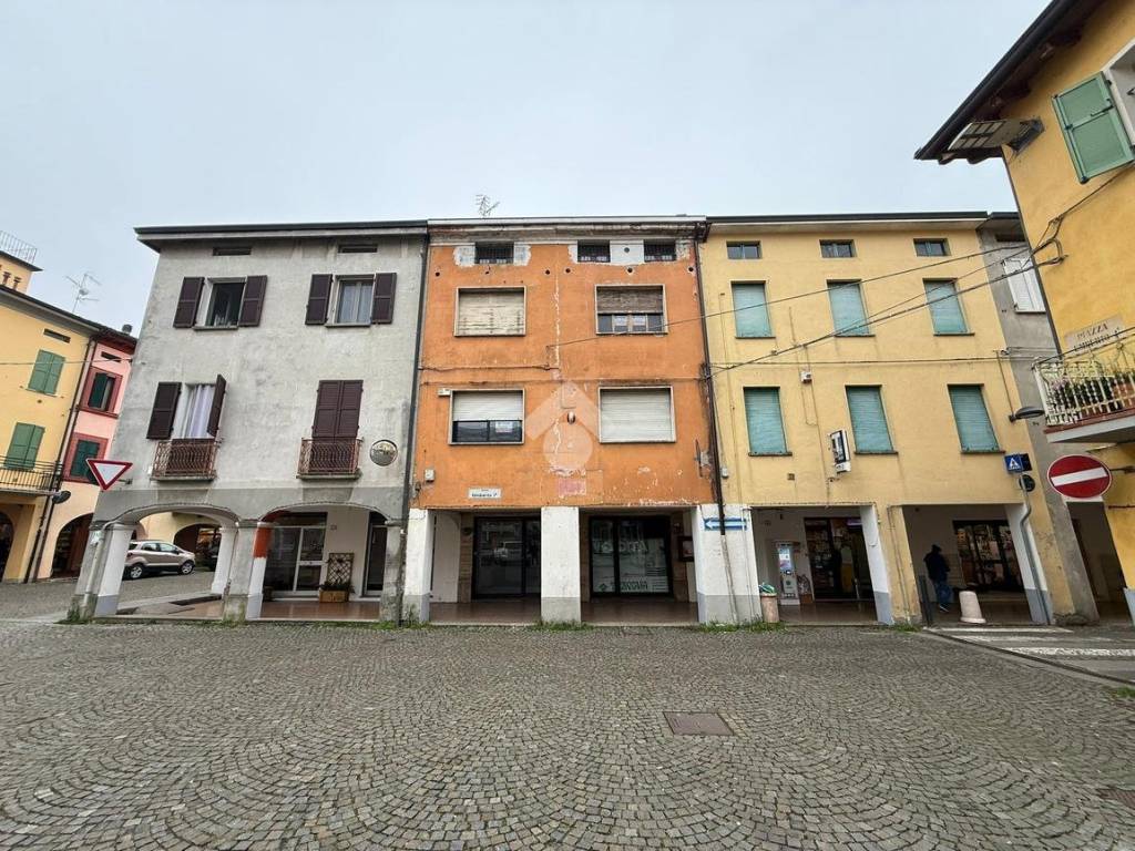 Immobile a Poviglio in Piazza umberto primo, 4 - Foto 2