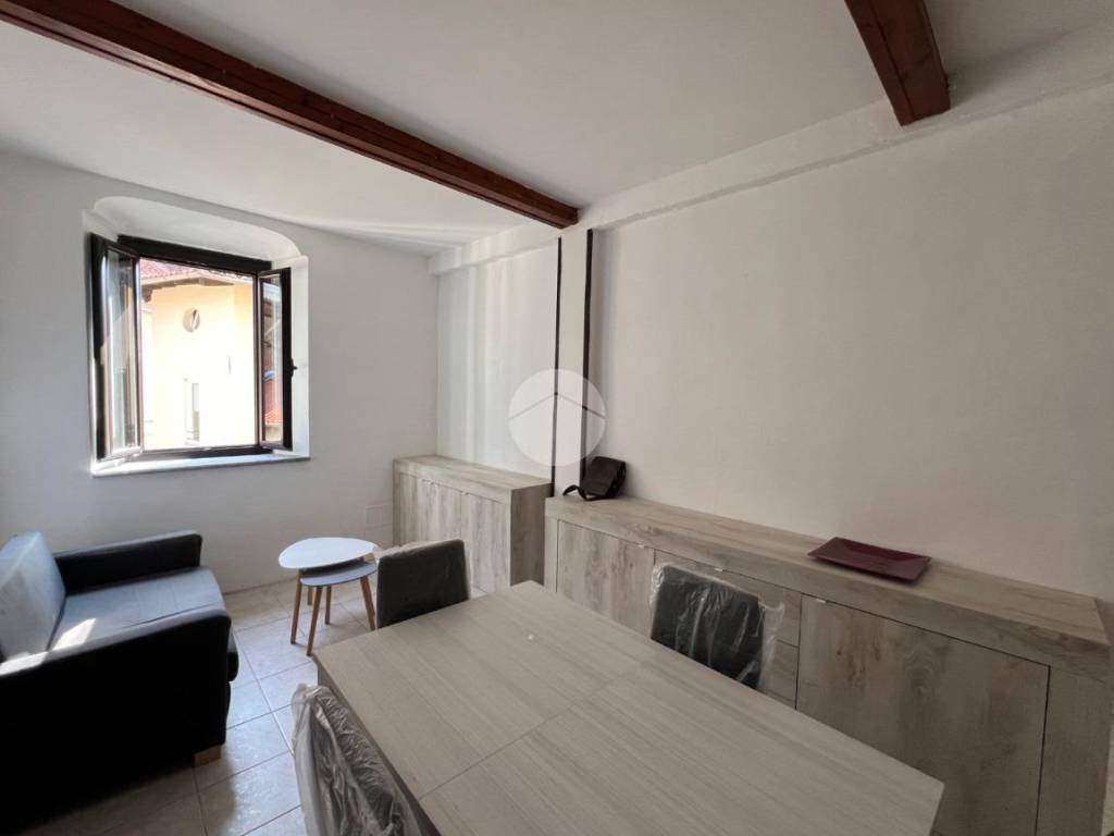 Appartamento a Ivrea in VICOLO SAMARITANO, 2 - Foto 2