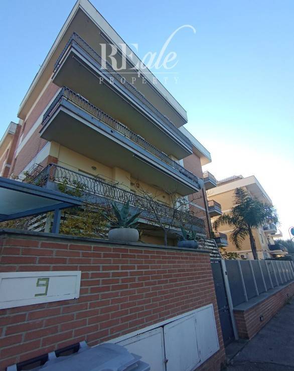 Palazzo / stabile a Terracina in Via Carlo De Angelis - Foto 2