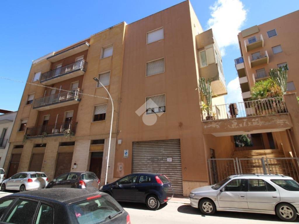 Box / garage a Erice in Via Firenze, 4 - Foto 3