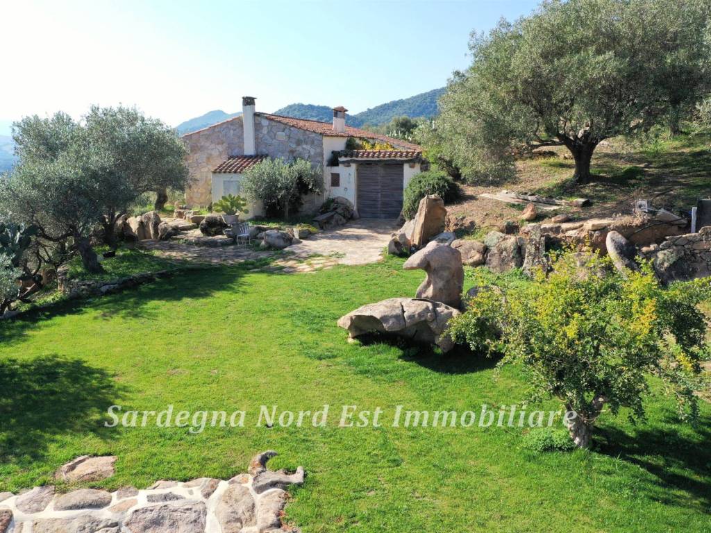 Rustico / casale a Loiri porto san paolo in Via Case Sparse, 41 - Foto 4
