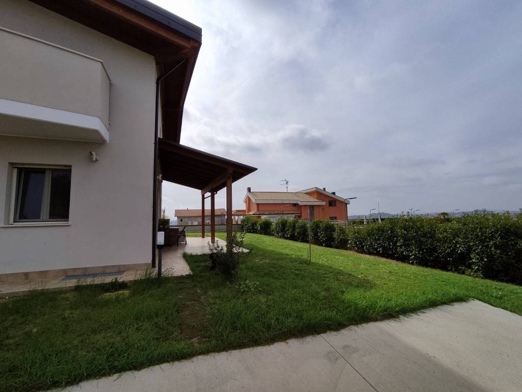 Villa a Montesilvano in Via Giorgio La Pira - Foto 4