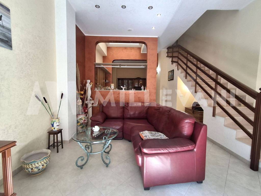 Casa indipendente a Pozzallo in Via Roma, 132 - Foto 3