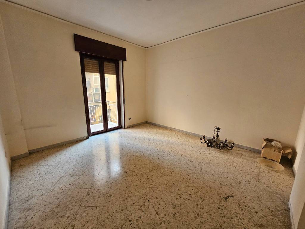 Appartamento a Salerno in Via Luigi Liguori - Foto 3