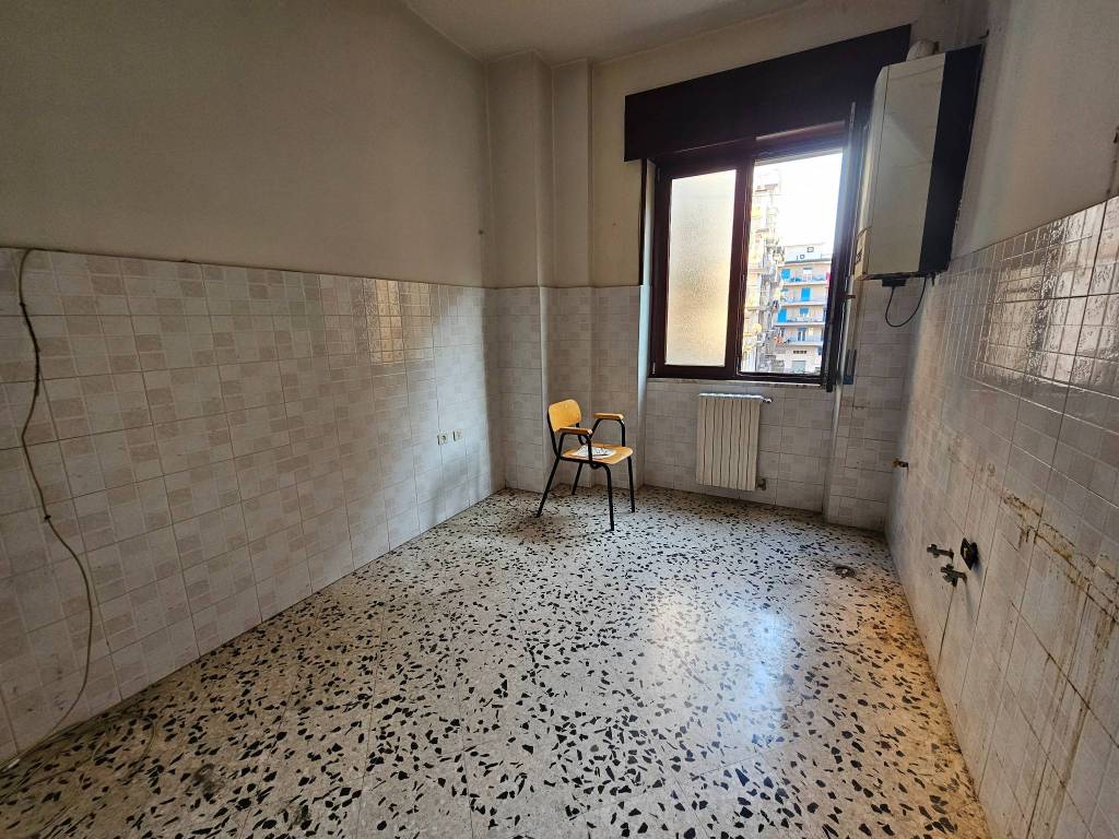 Appartamento a Salerno in Via Luigi Liguori - Foto 4