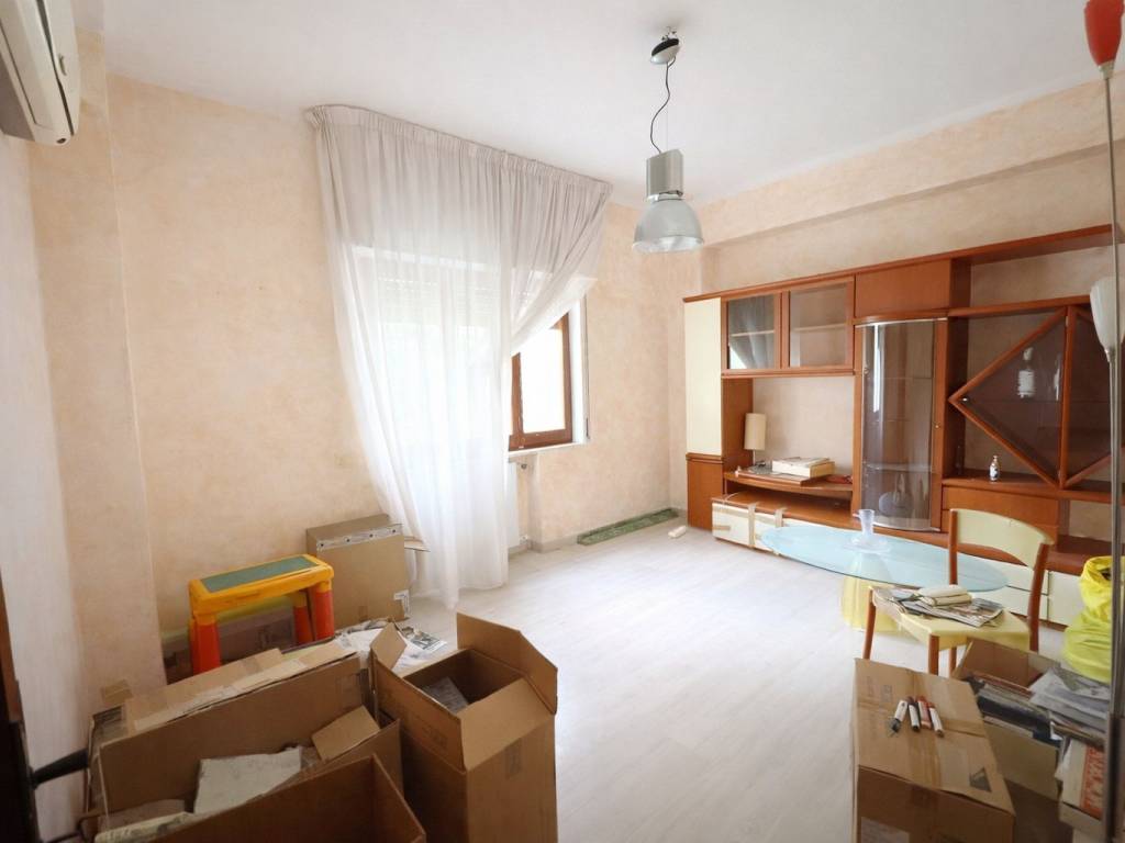 Appartamento a Catanzaro in Viale Corrado Alvaro - Foto 3