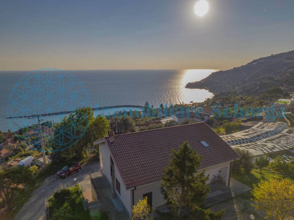 Villa a Ospedaletti - Foto 2