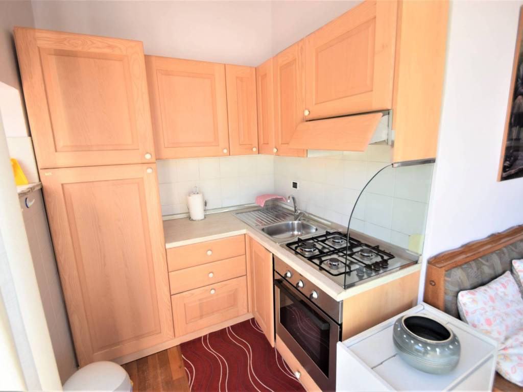 Appartamento a Montecatini-terme in Via Giovan Battista Queirolo, 13 - Foto 4