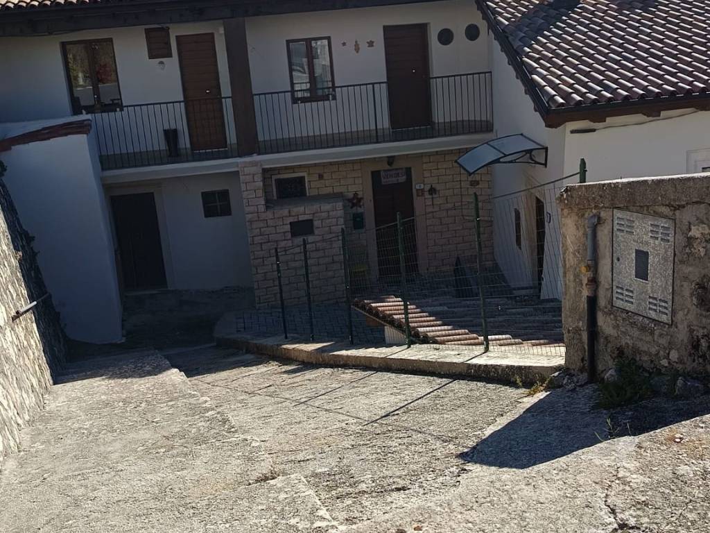 Palazzo / stabile a Lucoli in spognetta - Foto 3
