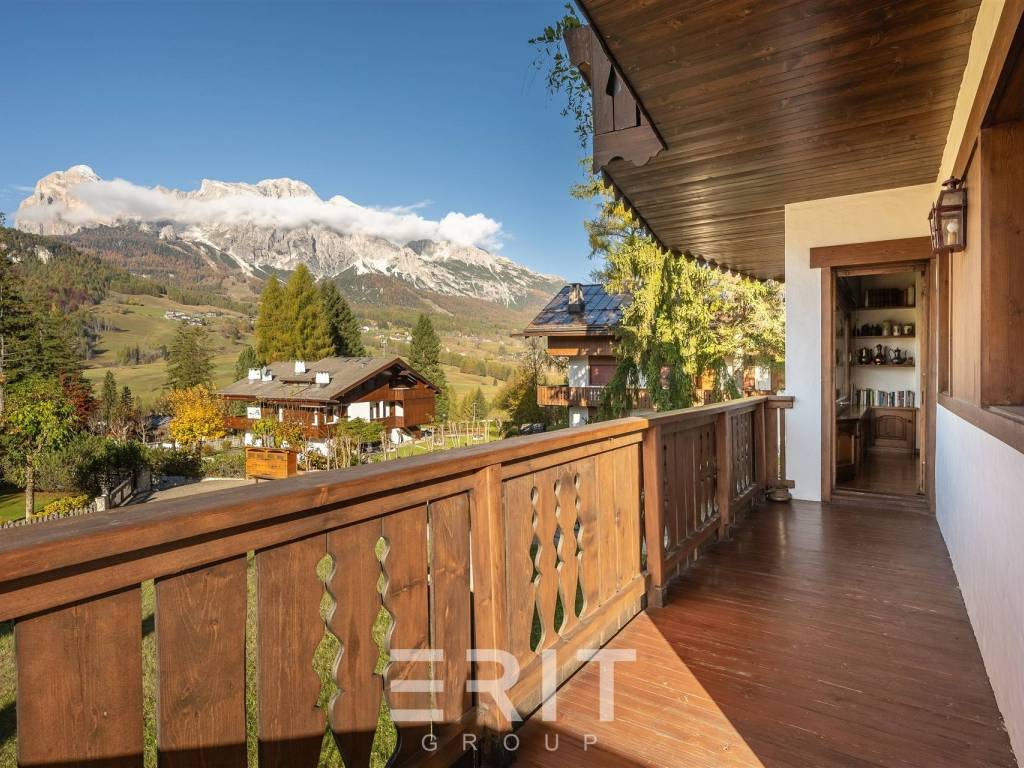 Appartamento a Cortina d'ampezzo in Via Roma - Foto 3