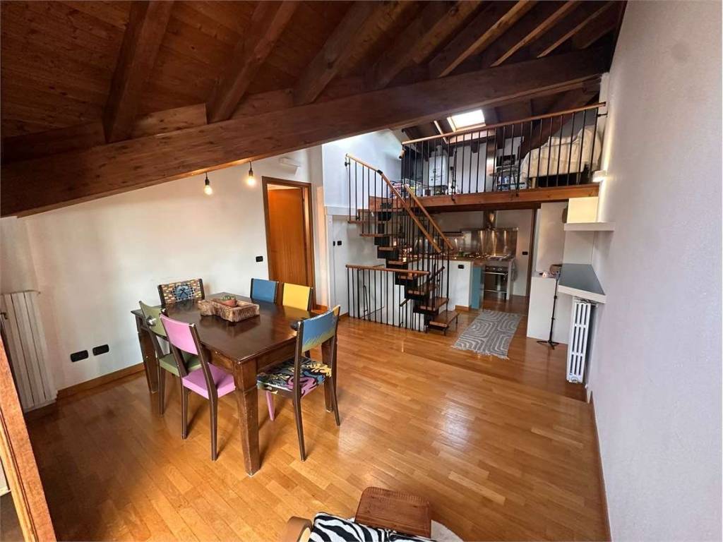 Appartamento a Erba in VIA DIAZ , 8 - Foto 3