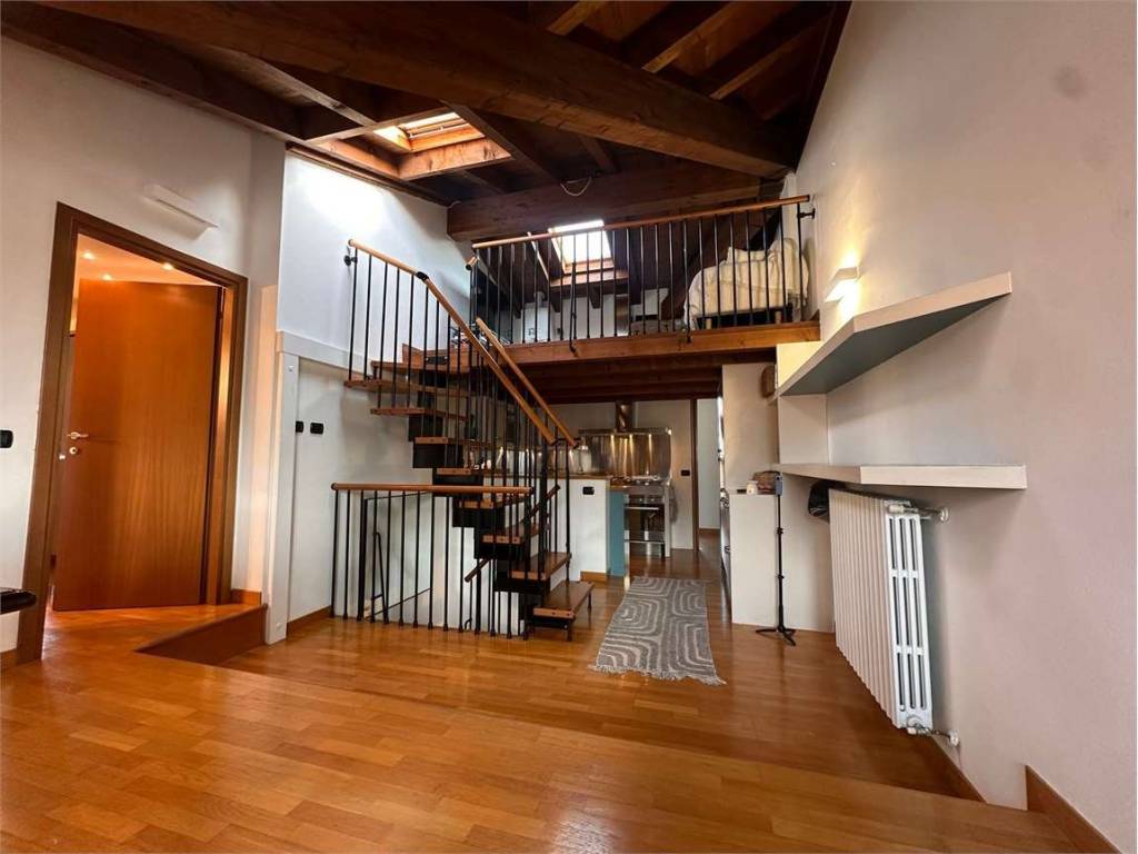 Appartamento a Erba in VIA DIAZ , 8 - Foto 4