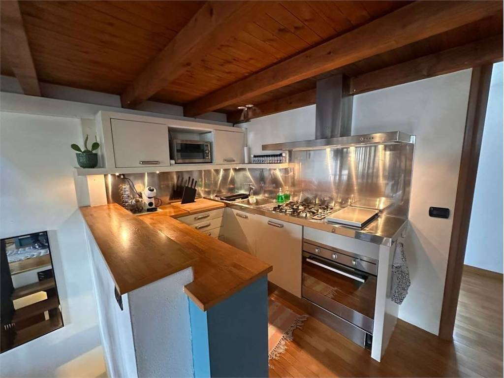 Appartamento a Erba in VIA DIAZ , 8 - Foto 5