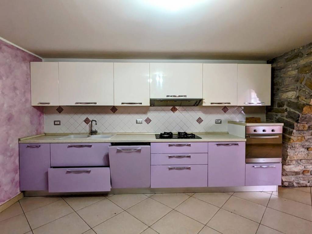 Casa indipendente a Macchiagodena in Via Lago Antonelli - Foto 3