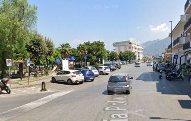 Casa indipendente a Santa maria la carità in Via Scafati - Foto 3